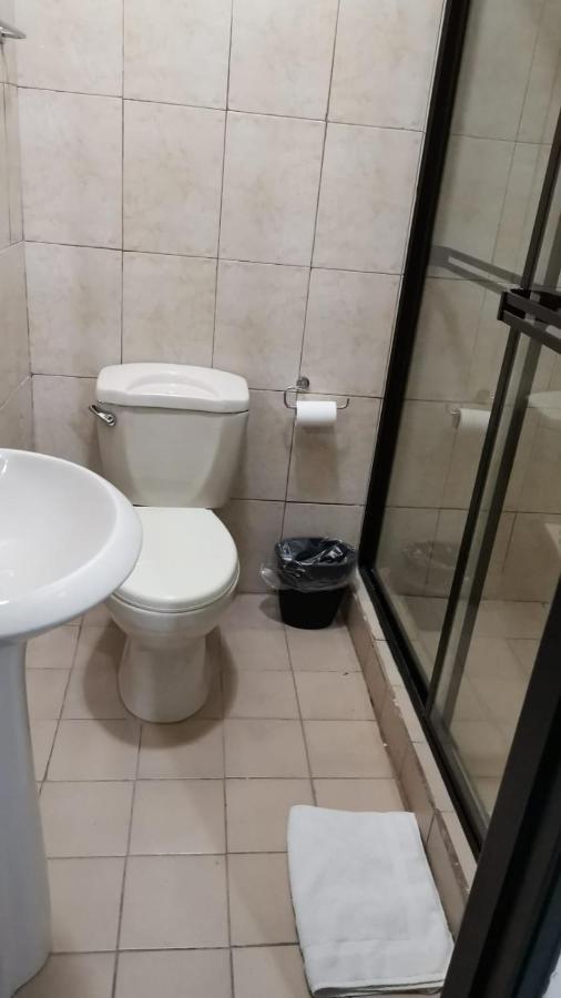 Hotel El Huesped Сантьяго Экстерьер фото