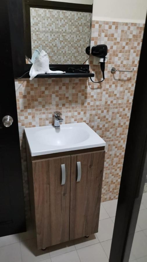 Hotel El Huesped Сантьяго Экстерьер фото